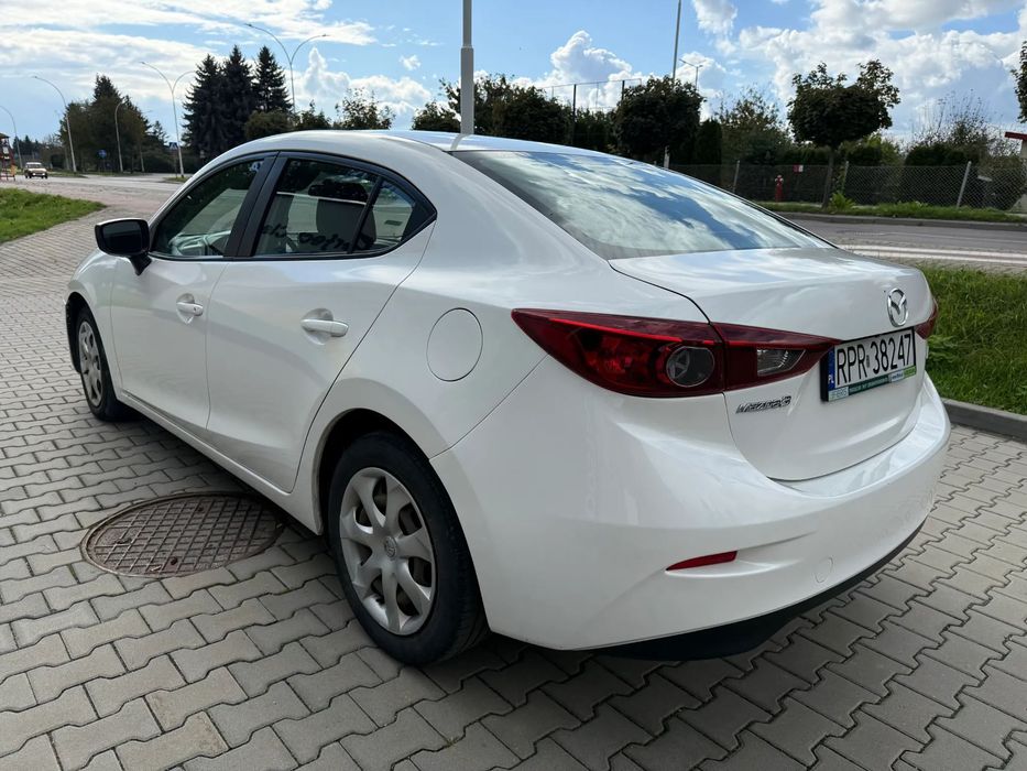 Mazda 3 Mazda 3 • 2015 • Automat • Stan bardzo dobry • Pierwsza właścicielka w
