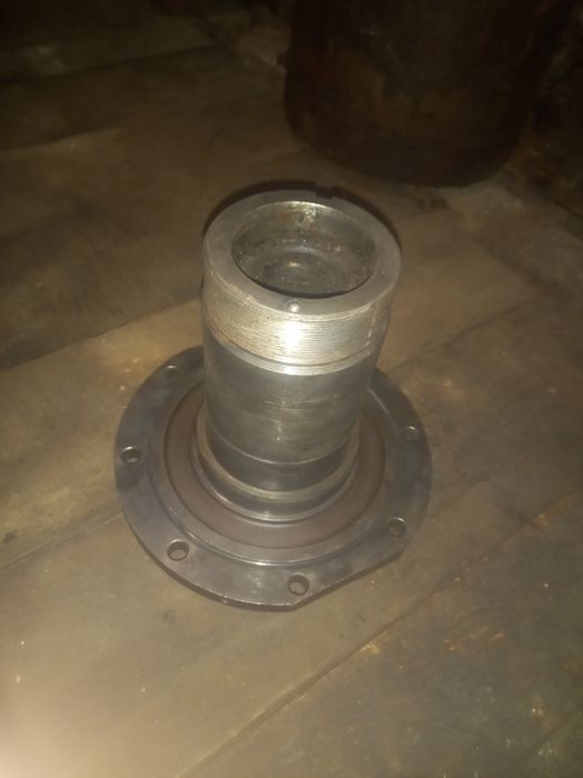 Цапфа поворотна Урал 4320