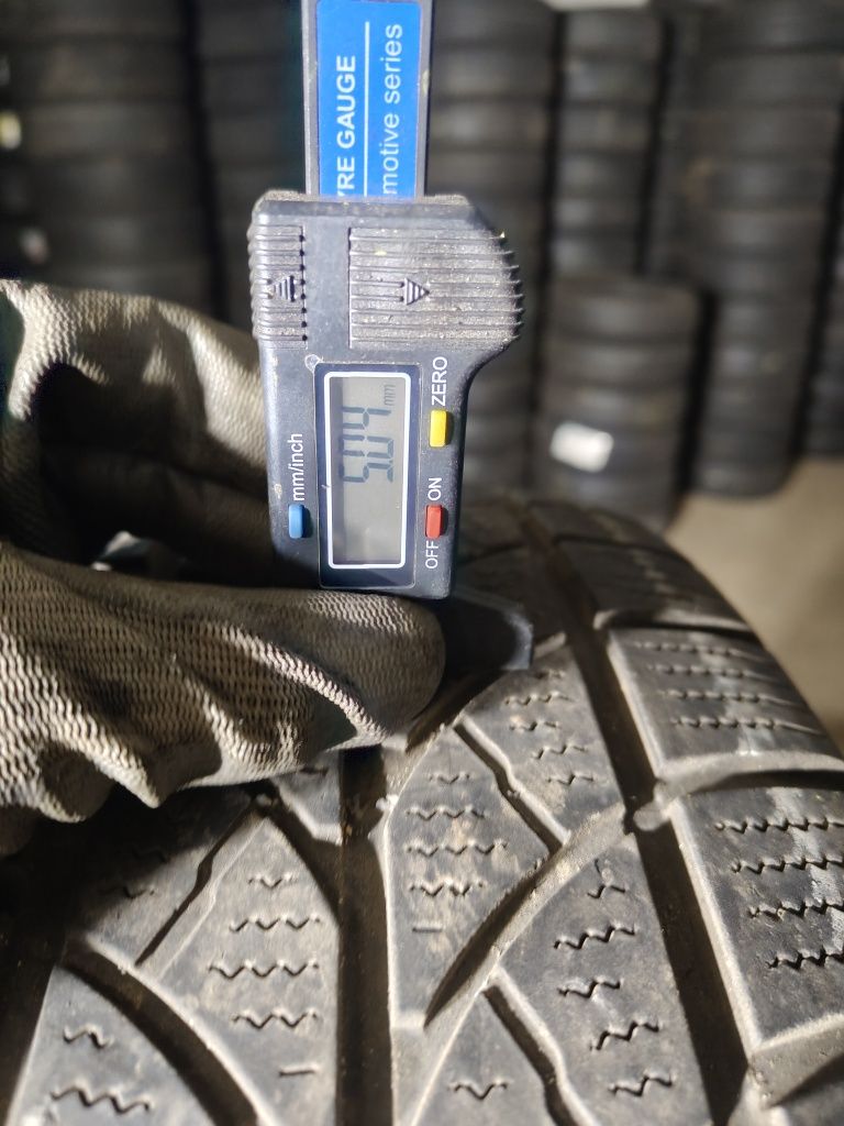 215/65R16C 106/104 T Bridgestone Blizzak LM-18C      Z450/170B