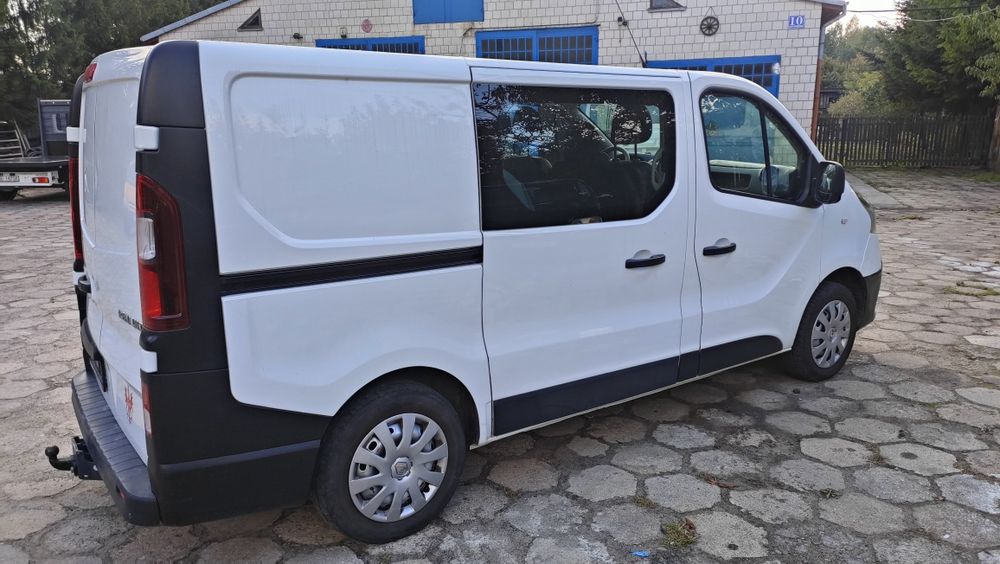Renault Trafic 3 1.6(120ps) 2019r brygadówka,6osób, import Austria