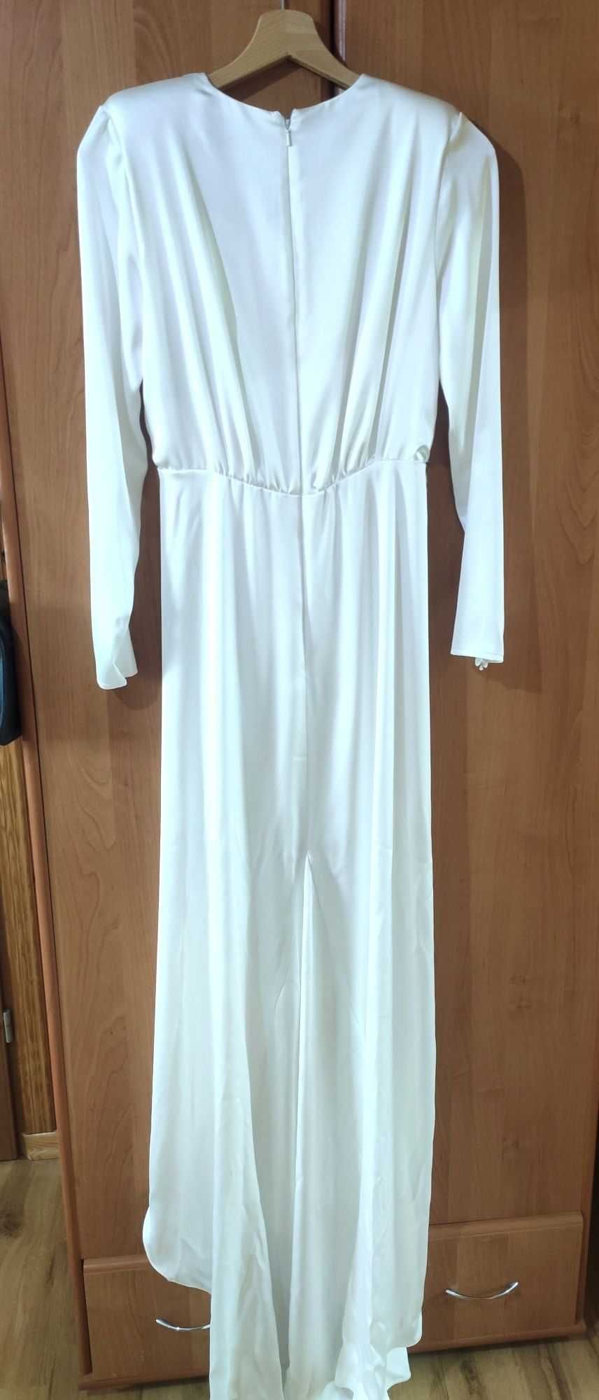 Suknia ślubna ASOS bride