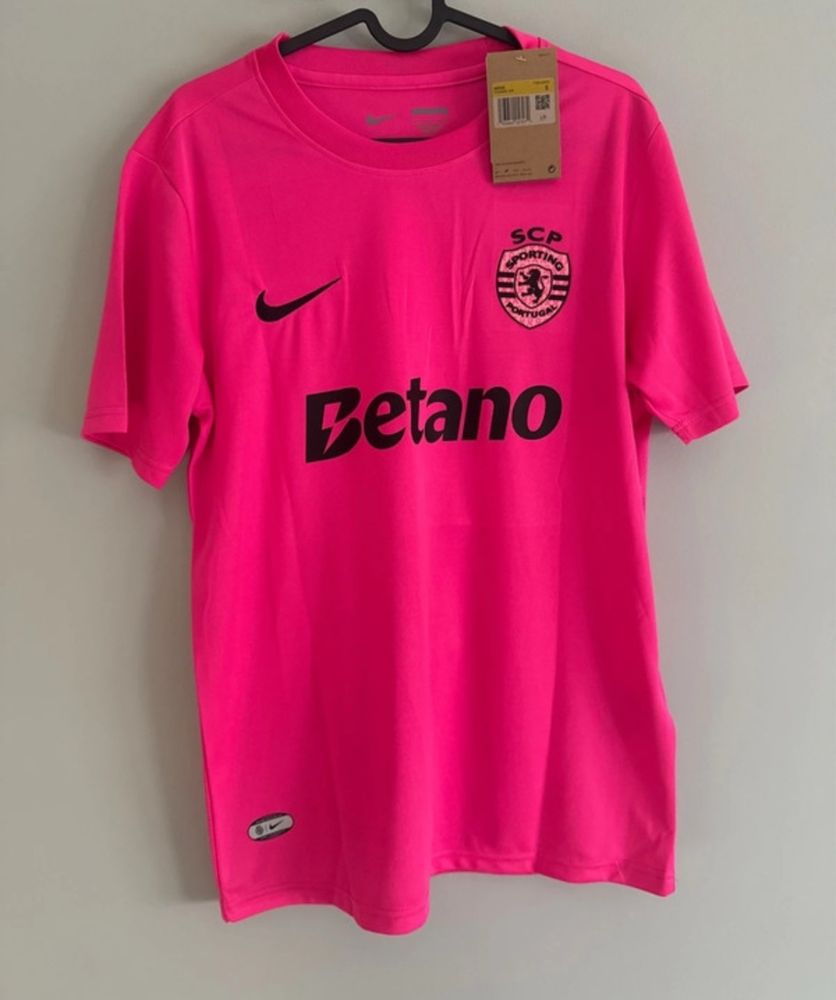 Camisola Gyokeres S Nike nova