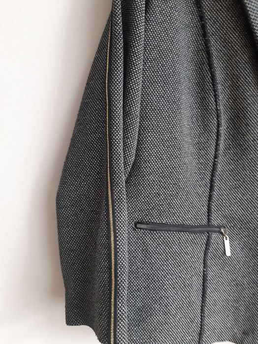 Jesienny wygodny żakiet