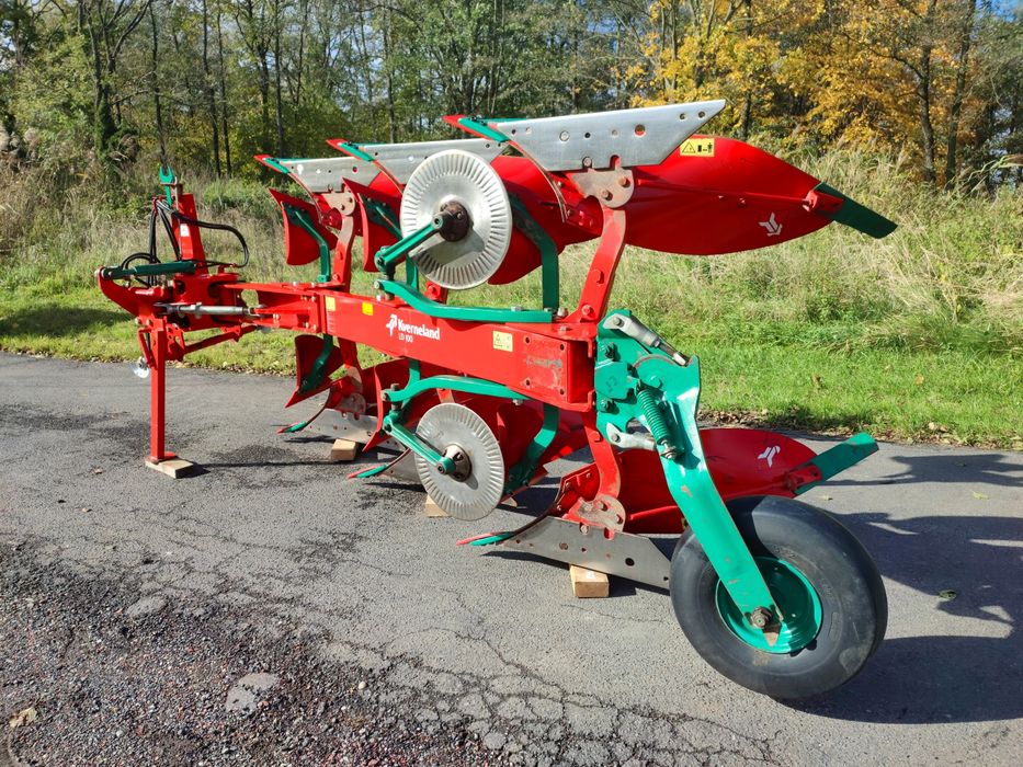 Kverneland LD 100 pług 3 skibowy obrotowy lemken vd
