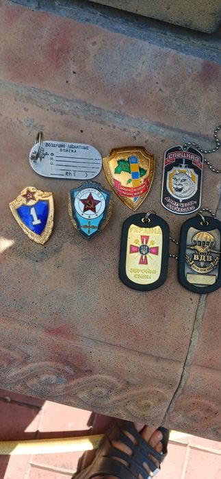 жетон ВДВ + парашютист.