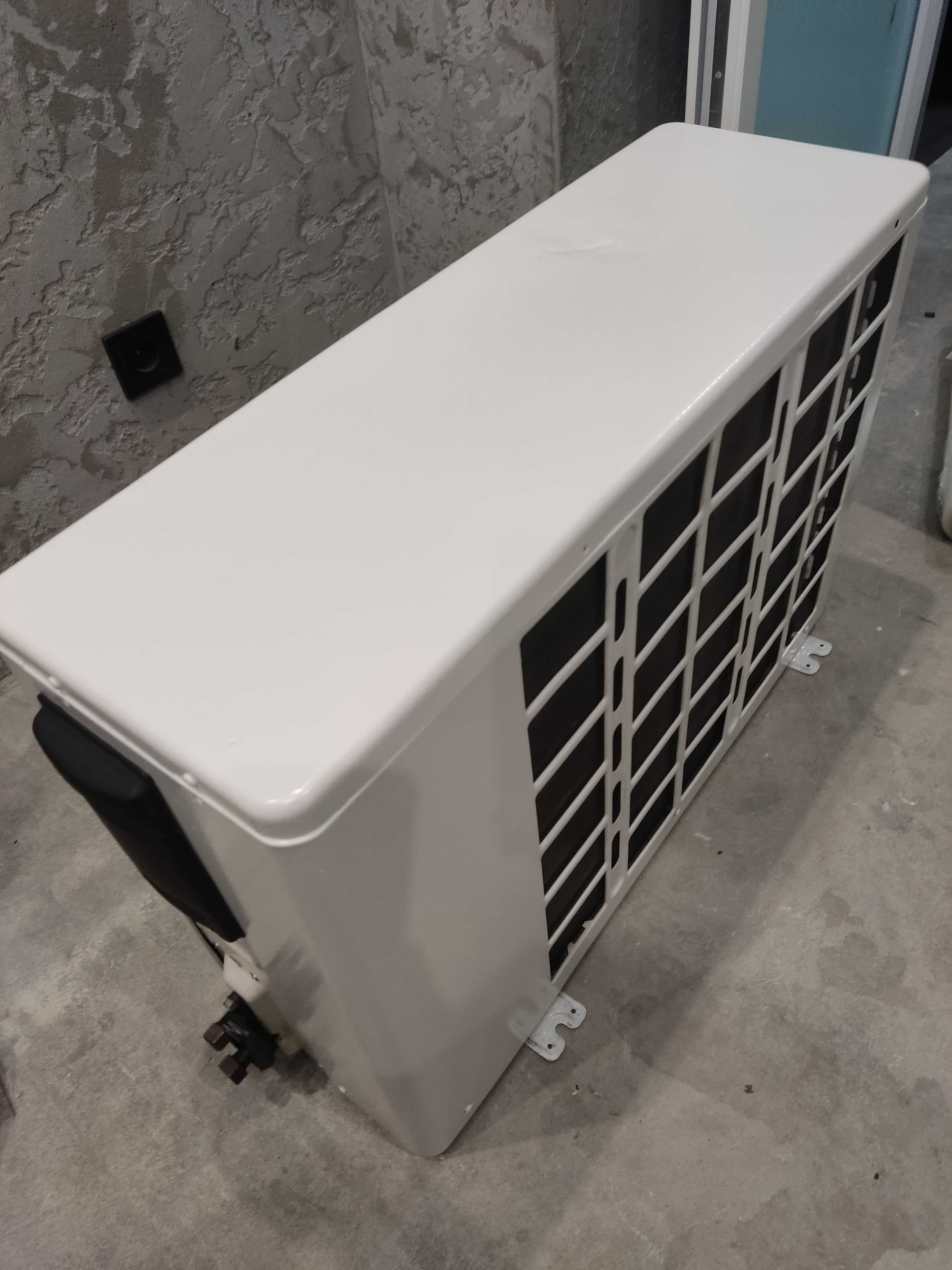 Кондиционер Sharp рабочий, заправлен 9 btu