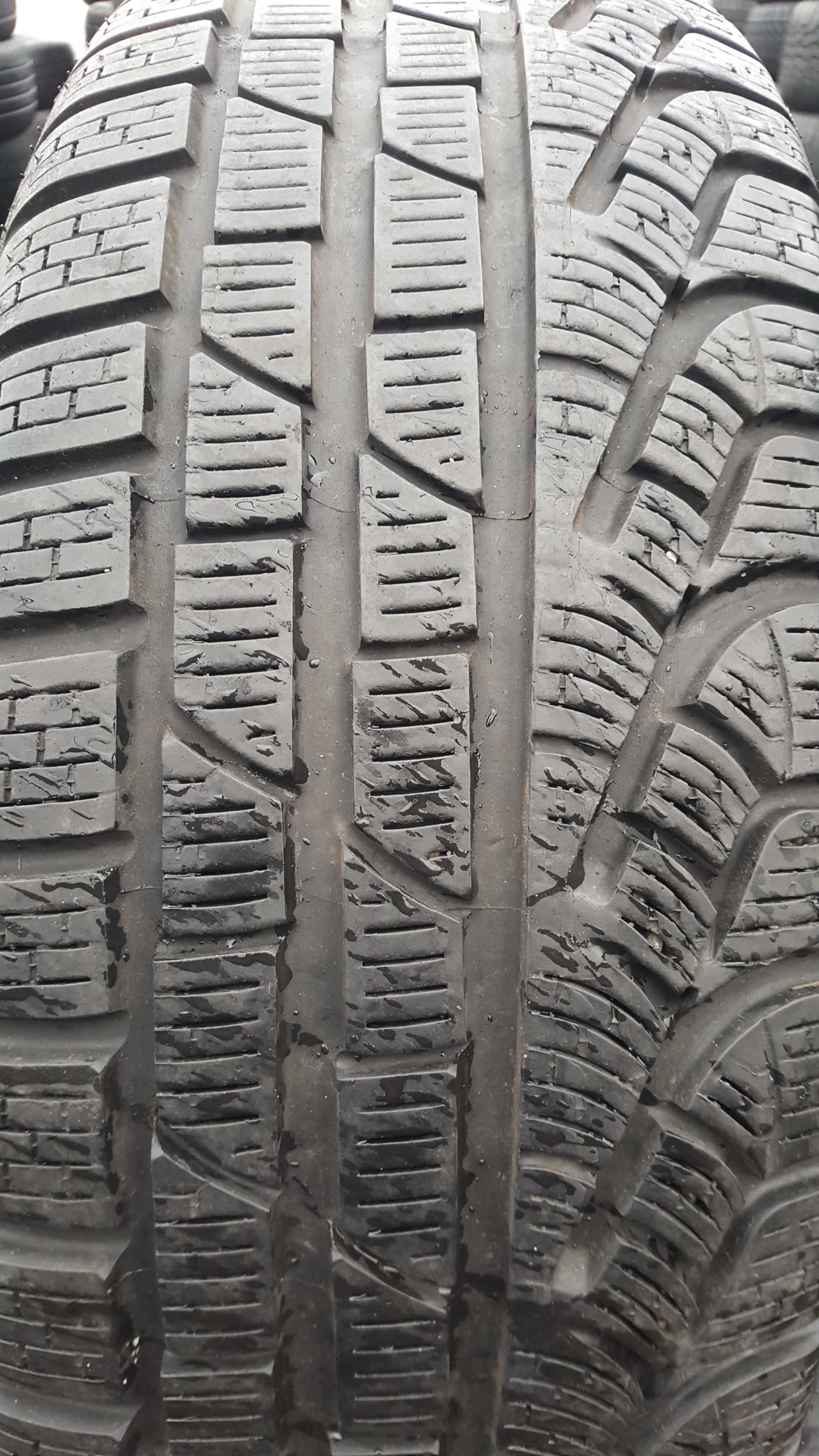 Pirelli 205/55 r17 Sottozero Winter 210 RSC /// 6mm!!! Runflat