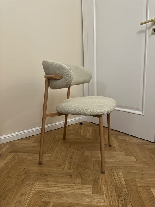 Krzesła tapicerowane do jadalni