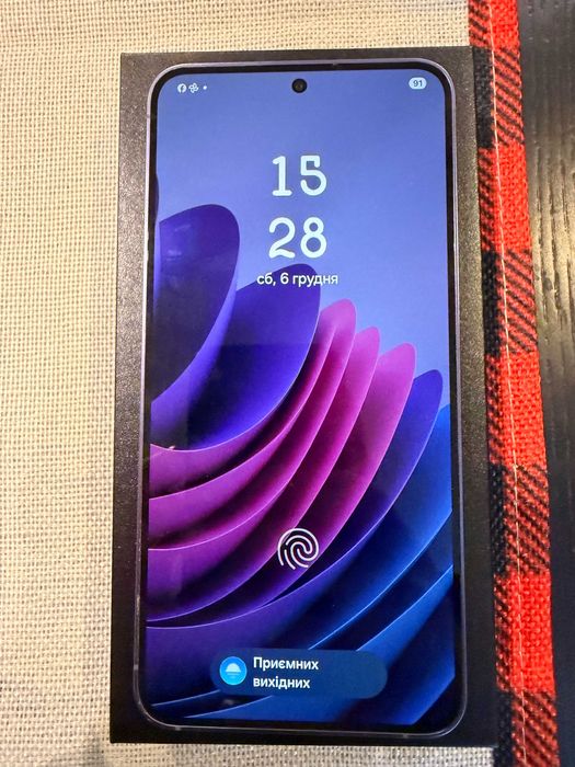Samsung Galaxy S24 256GB Cobalt Violet в ідеальному стані