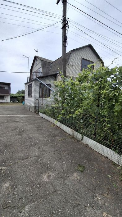 Продається будинок 102м2.,з великим угіддям