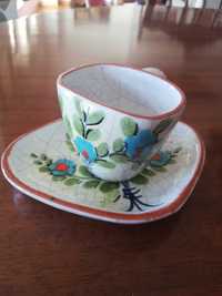 Chávena antiga do ceramista Carlos Vizeu