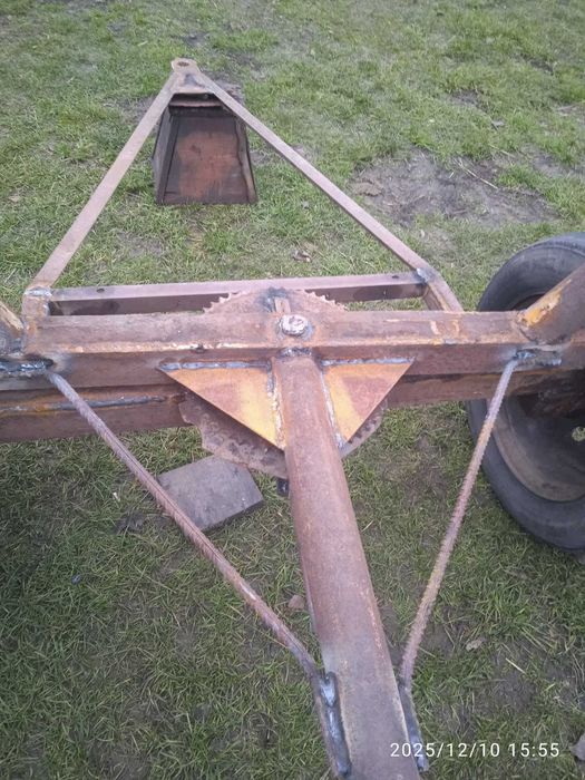 Пролом тракторний віз