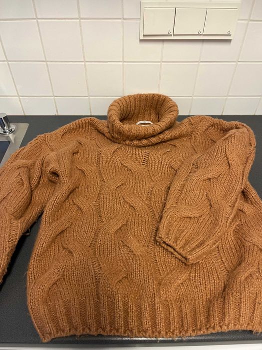 Cudowne sweterki dla nastolatki