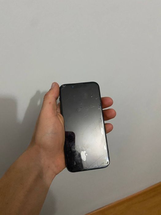 Продам iPhone 13mini