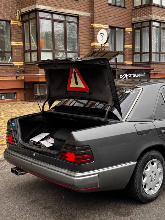 Mercedes 124 2.5 дизель, автомат ОБМІН