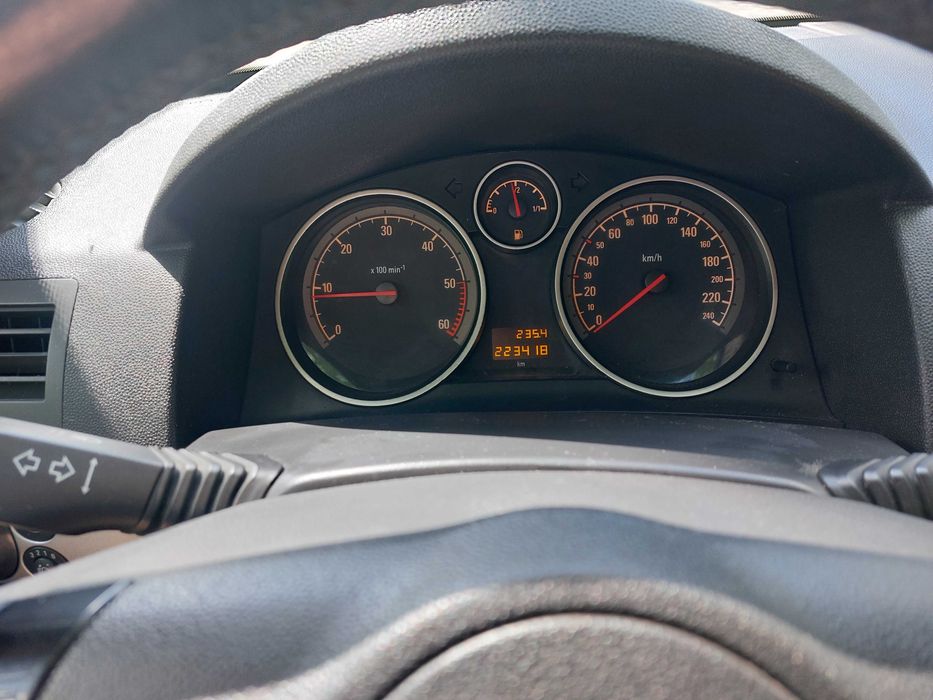 Opel Astra 1.7d 6ст.