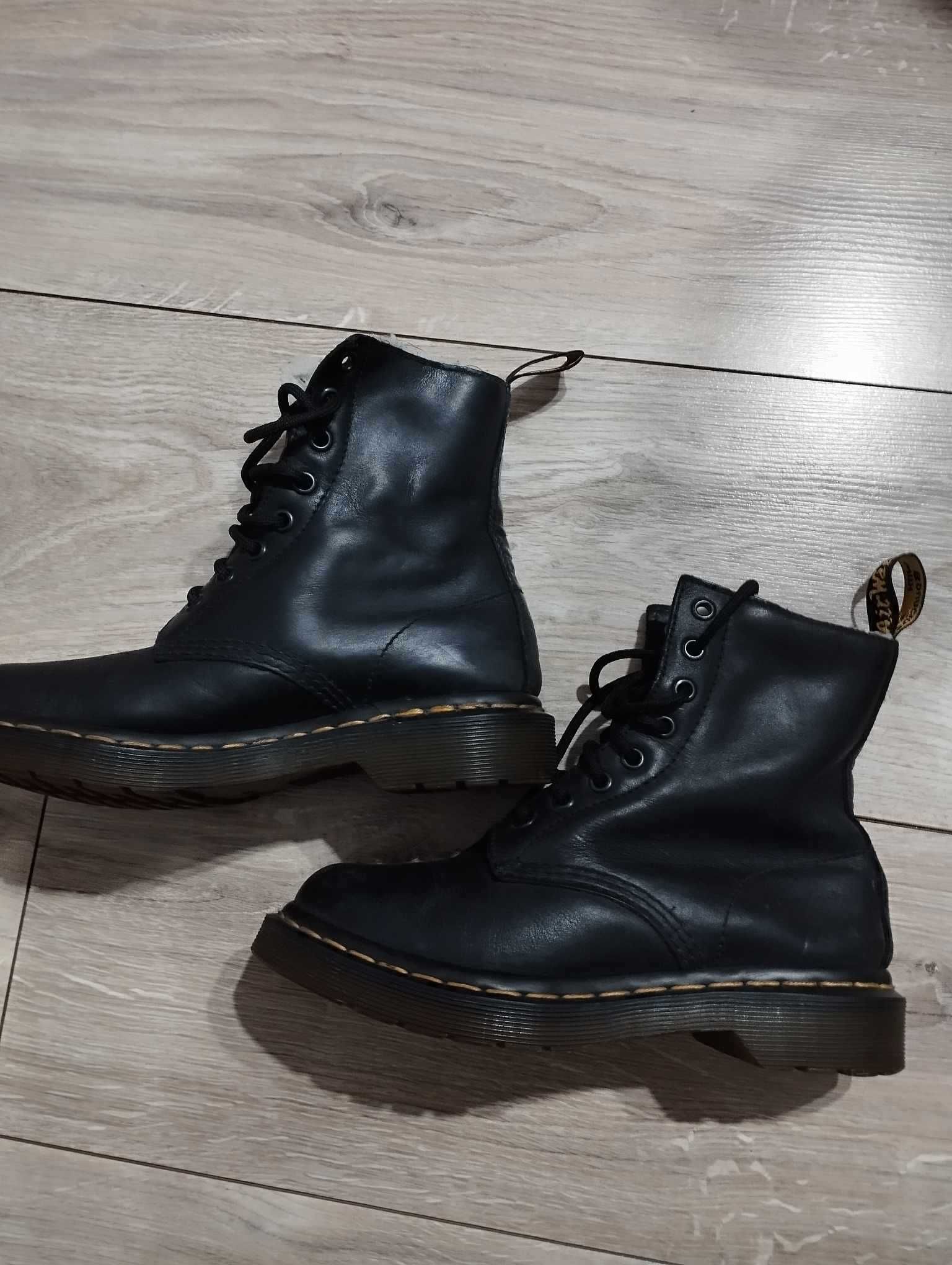 Dr. Martens Serena ocieplane glany size 36