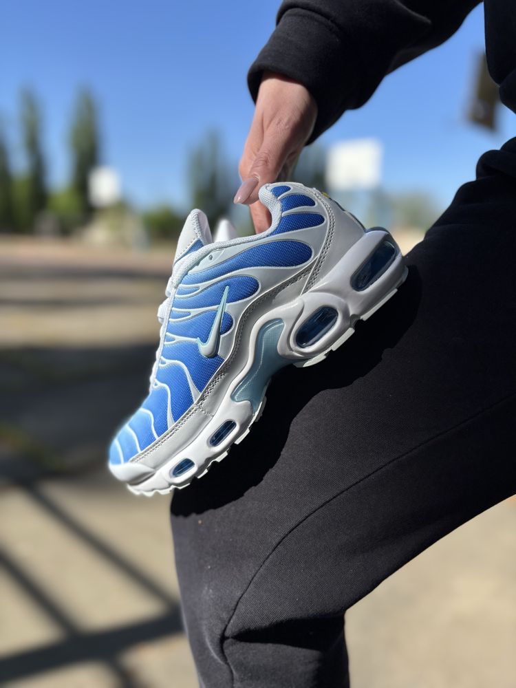 Жіночі кросівки Nike Air Max Tn Plus Grey White Black Blue