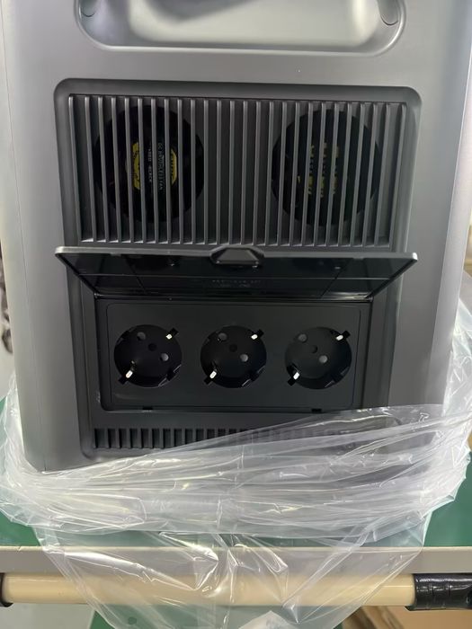 Зарядна станція AFERIY 2400W електростанція