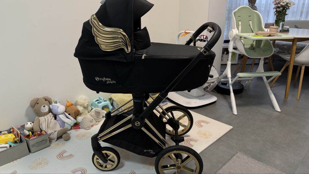 Продам коляску Cybex Priam 4.0 by Jeremy Scott (3 в 1)
