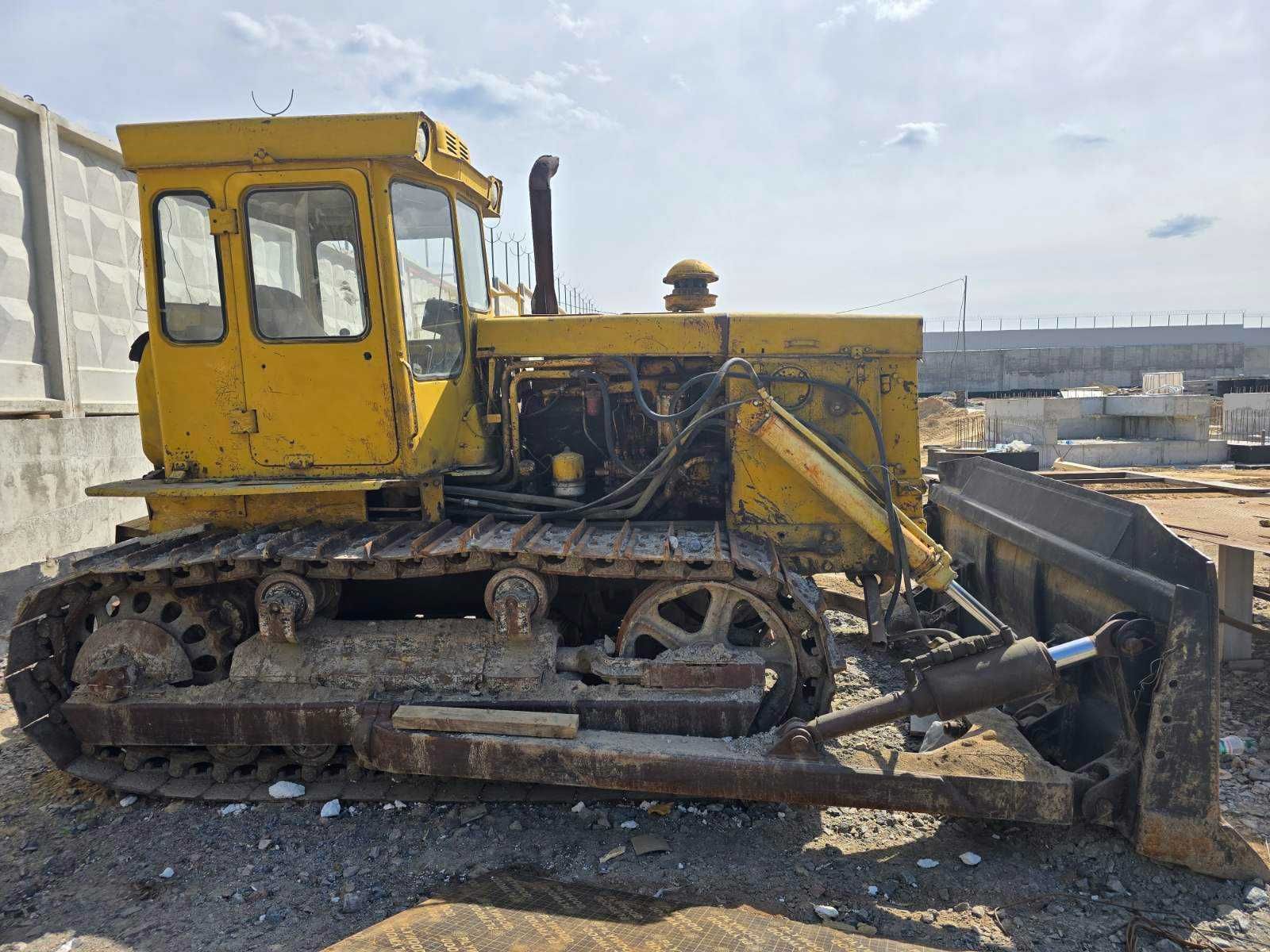 Бульдозер Т-130,1995 рік
