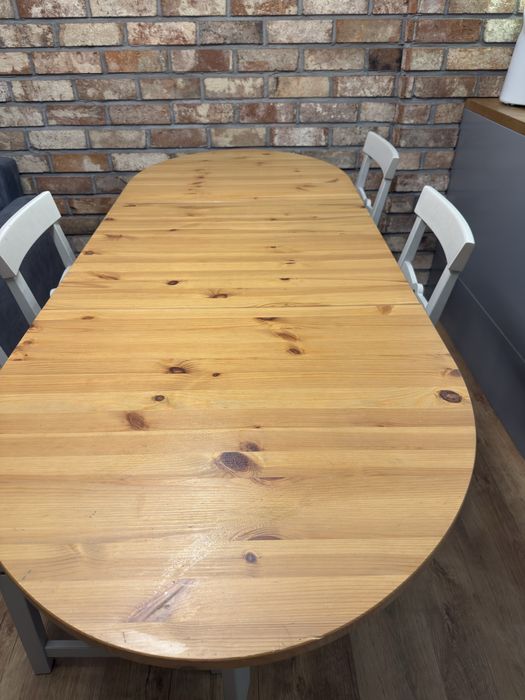 Stół drwniany rozkładany + 4 krzesła KOMPLET