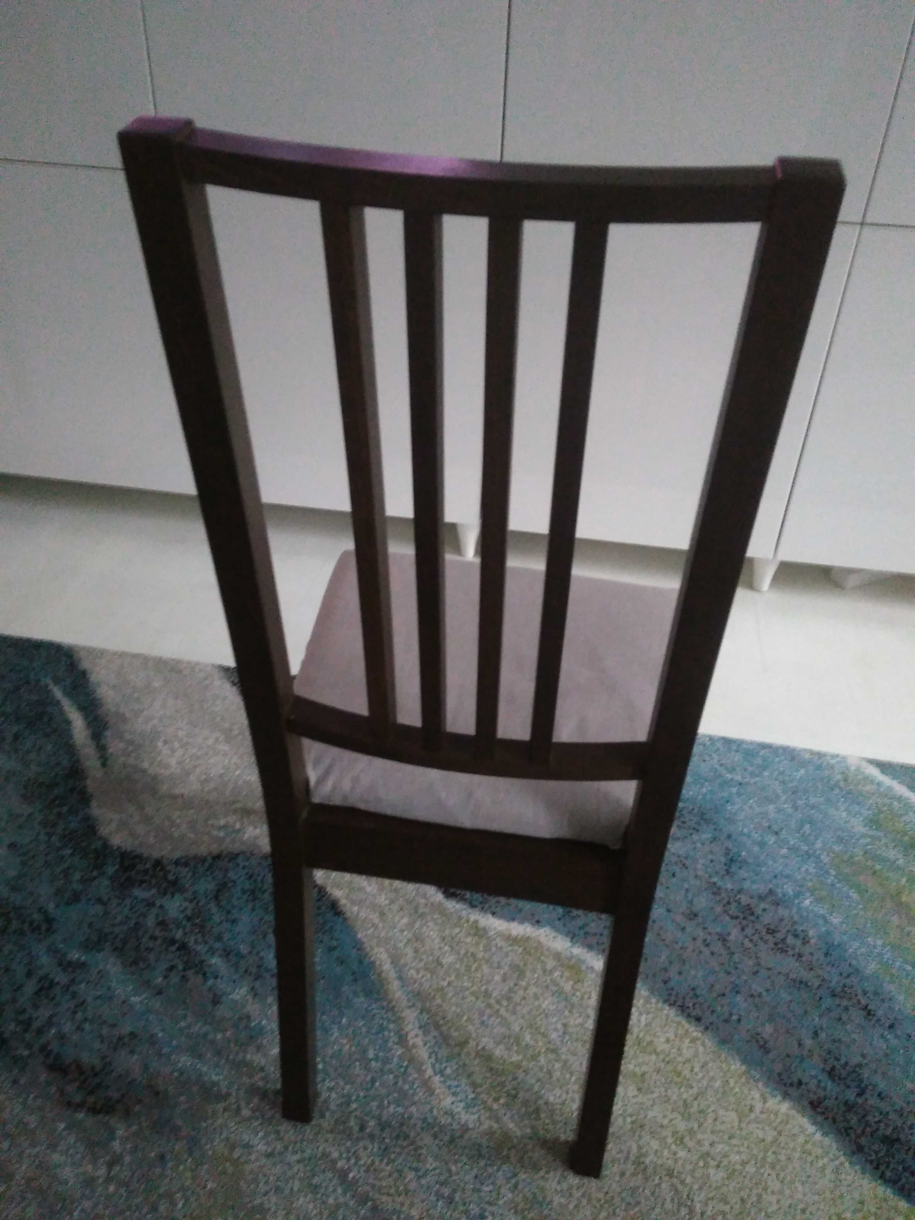 Stół rozkładany Ikea + 6 krzeseł