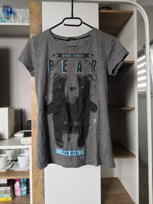 House szara bluzka krótkie rękawy z misiem miś bear.