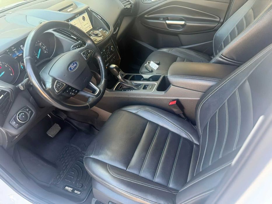 Ford Escape SE      2017