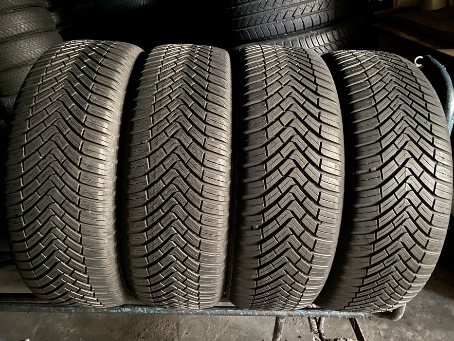 Шини 205/60/16 - 4шт Continental AllSeason Contact