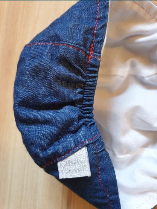 Czapeczka chłopięca z daszkiem jeans 6m