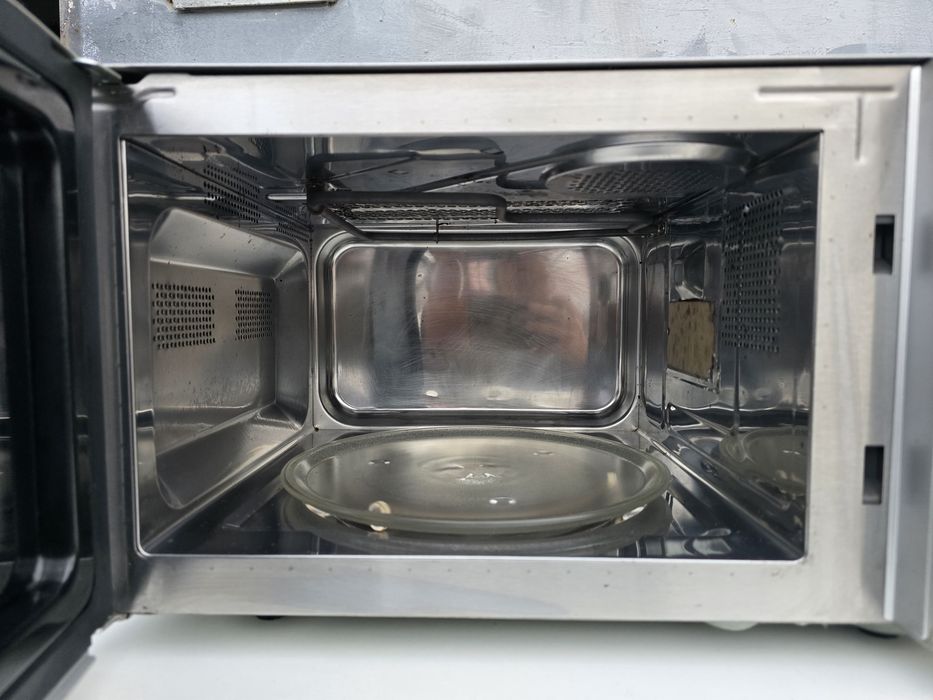 Мікрохвильова піч. Мікрохвильовка. З Німеччини!