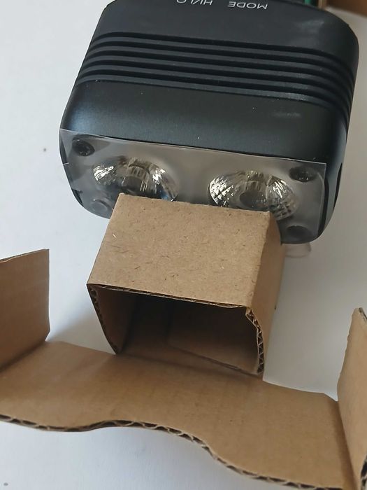 Lampka przednia KNOG Blinder Road 600 *nowa i oryginalna