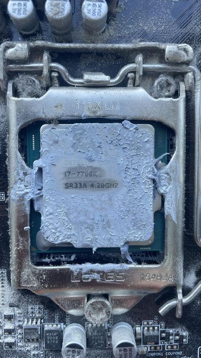 Комплект Gigabyte GA-H110M-H + Intel I7 7700K