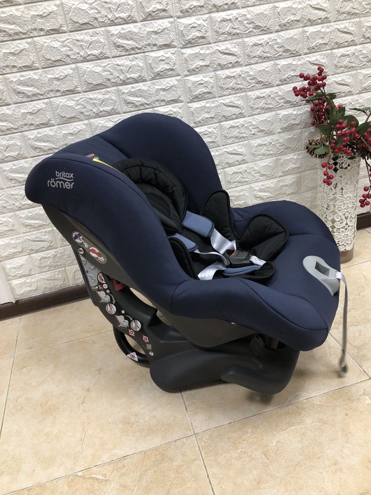 Автокрісло Britax Romer First Class Plus Група 0+/1 (0-18кг)