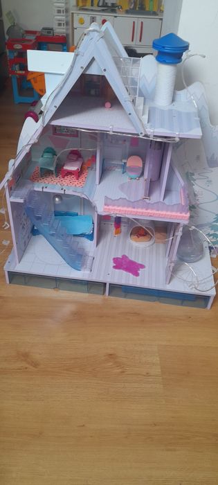 Casa de brinquedos das lol's