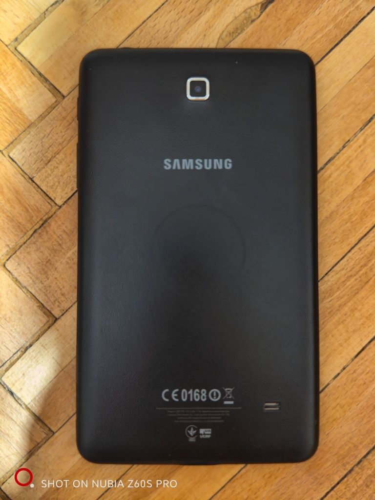 Планшет Samsung SM-T 231