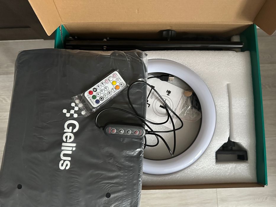 Набір блогера - кільцева лампа Gelius з аксесуарами