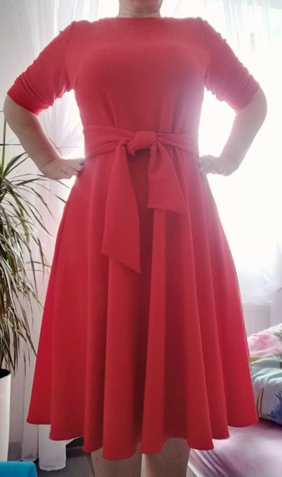 Плаття червоне гарне