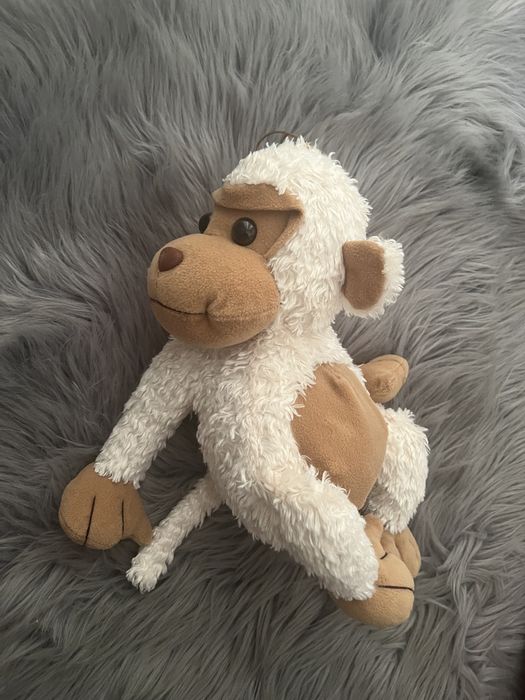 Małpka biała duża maskotka wysokość 35cm.