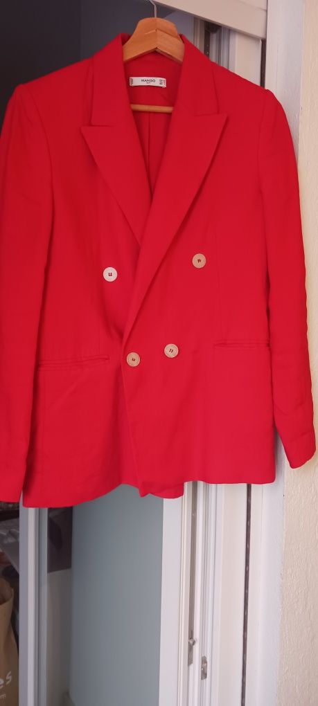 Fato linho,usado algumas vezes, 35€. Tamanho 36-38