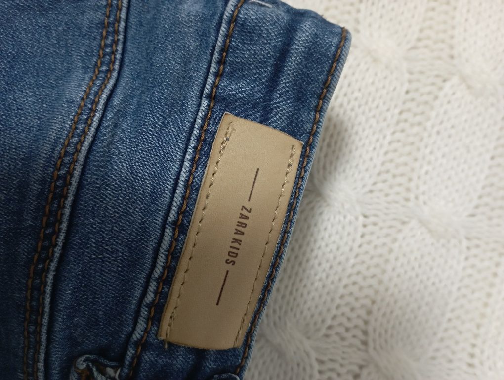 Spodnie jeansowe Zara 140