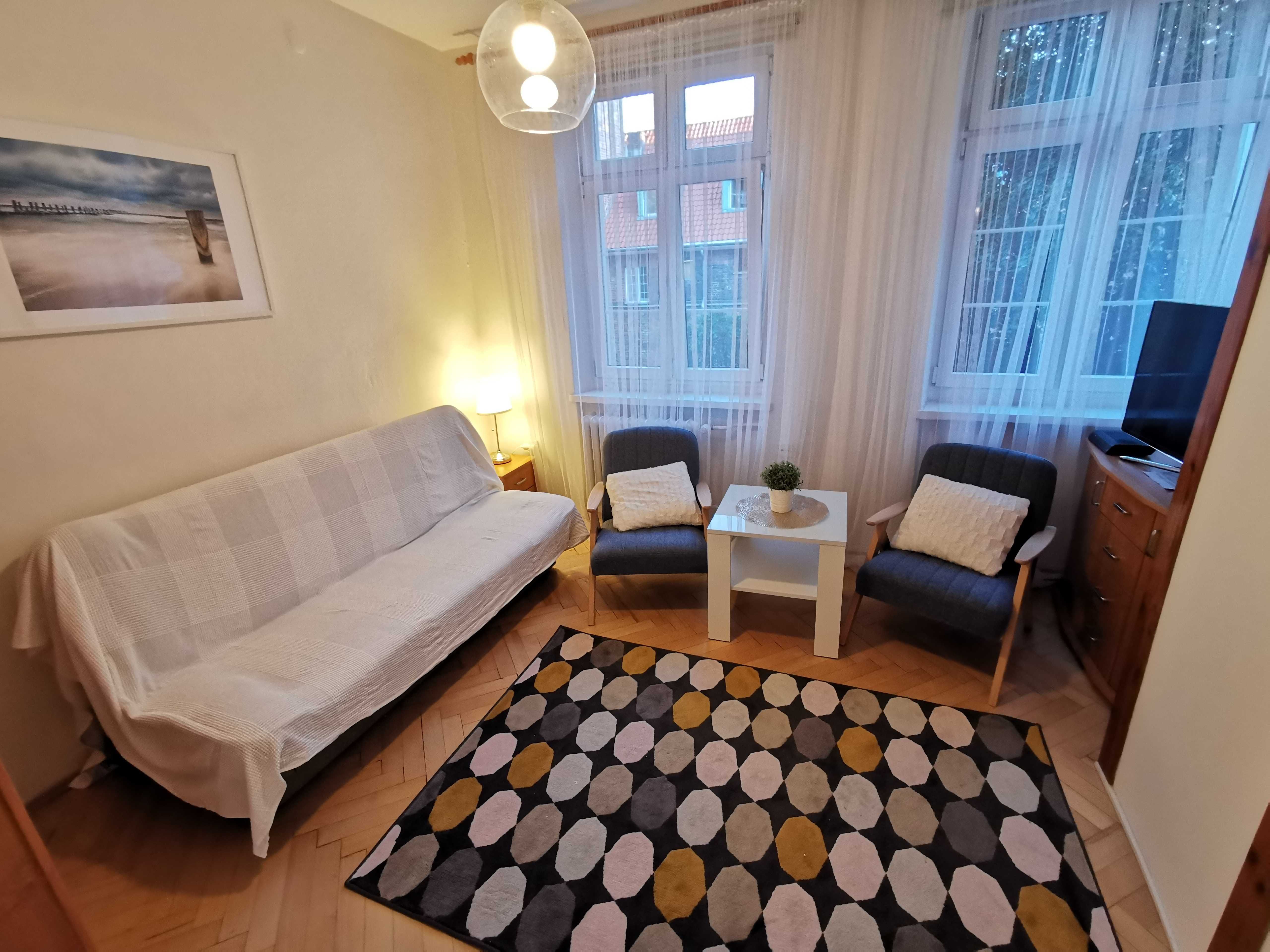 Mieszkanie 2 pokoje niezależne, 1 piętro, centrum ul. Ogarna, na długo