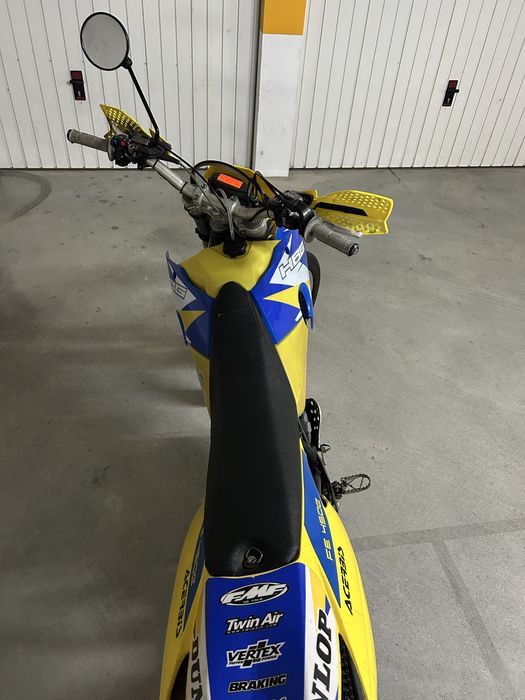 Husaberg fe 450.
