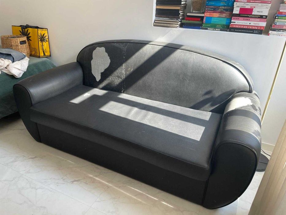 Sofá-cama mid century 2 lugares em preto