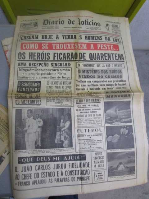 Jornal histórico homem na lua