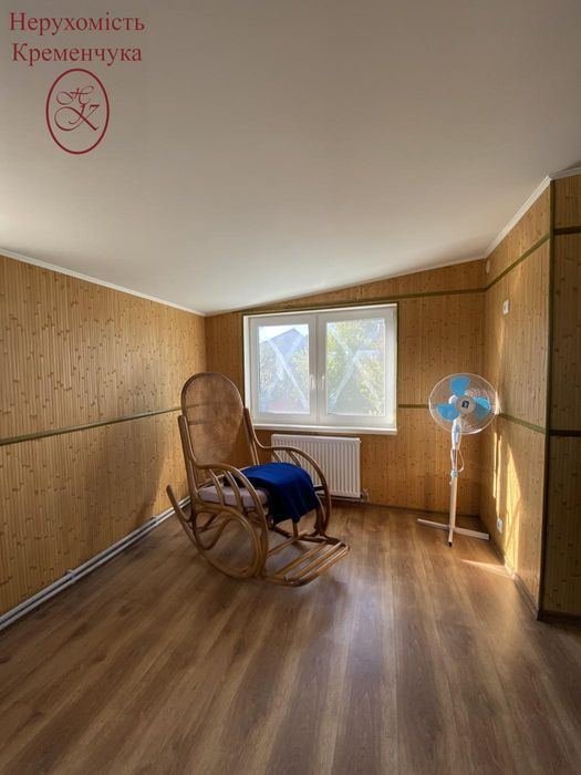 Продаж / Будинок / передмістя/ Сертифікат