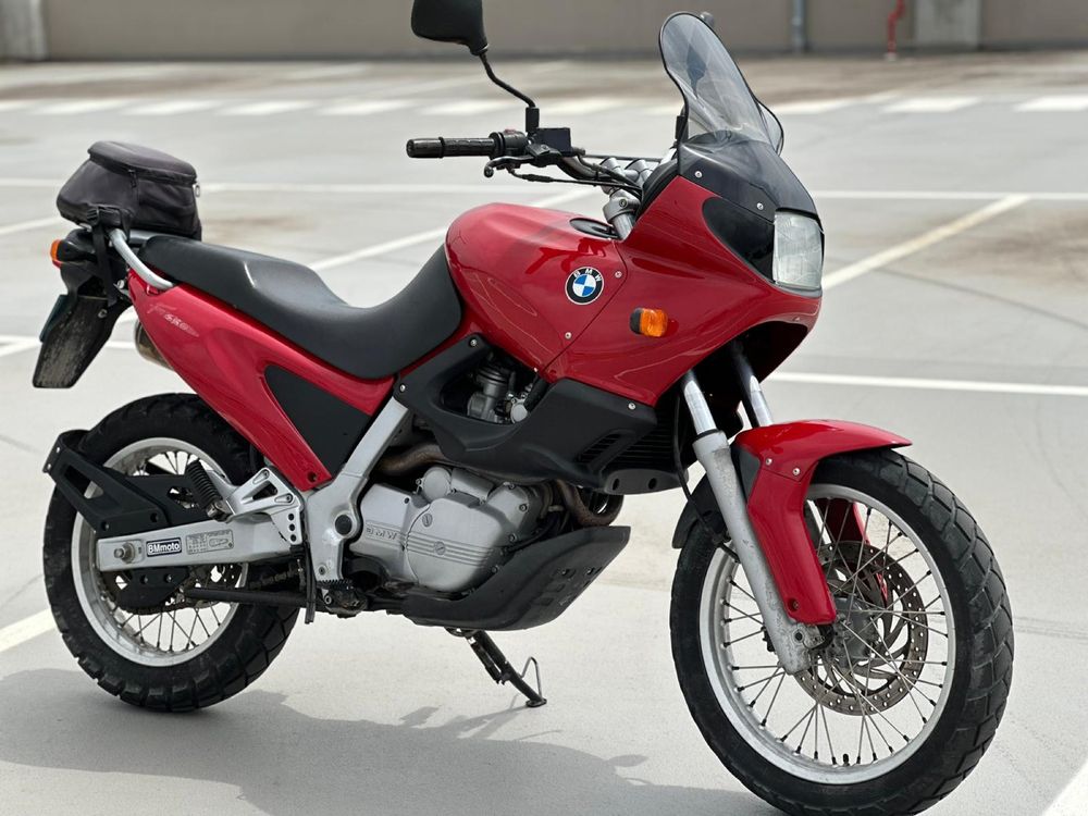 BMW F650 (Bem estimada)