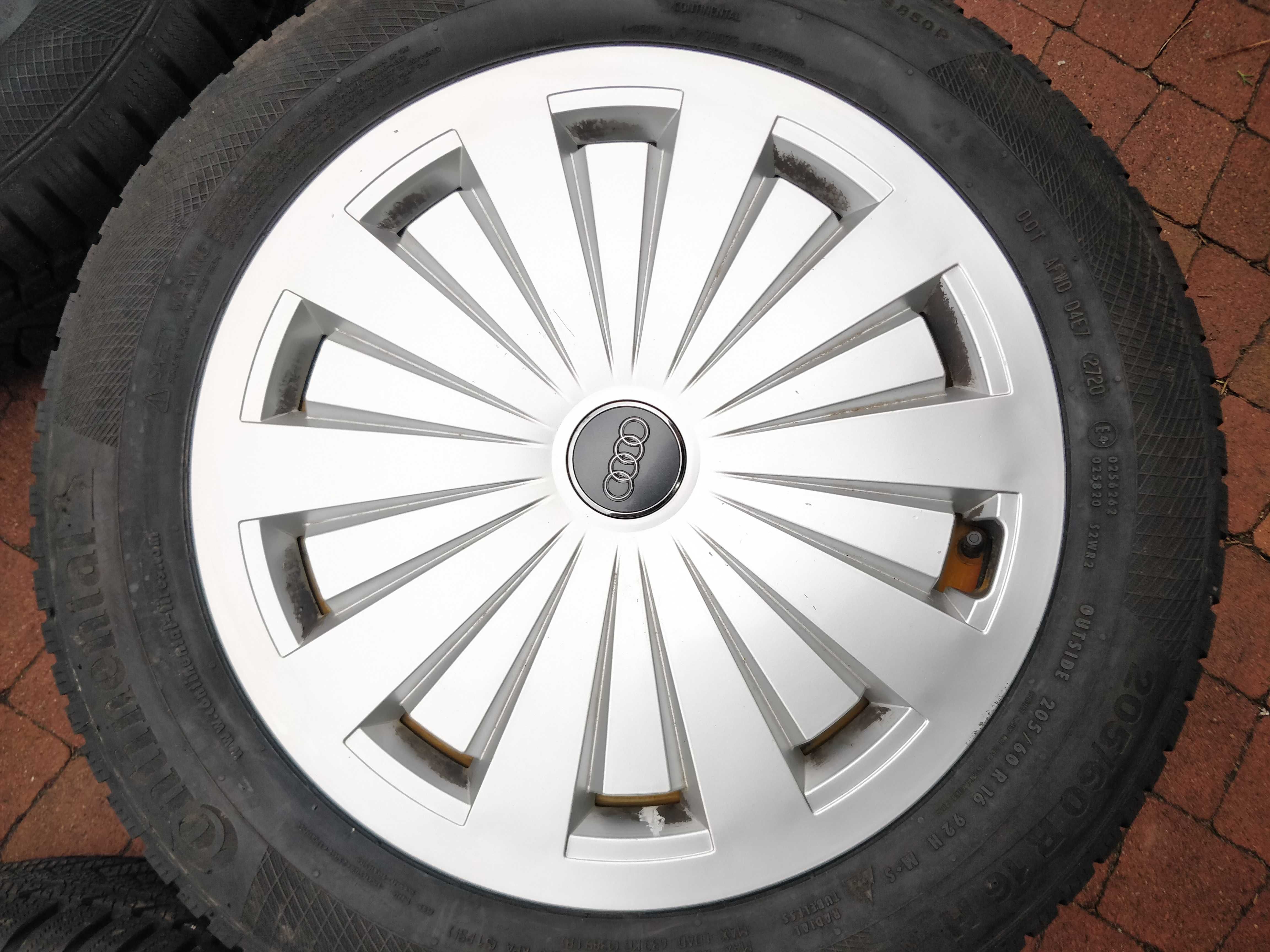 2492. Alufelgi Audi A4 B9 oryginał 8W0 7J ET35 5x112