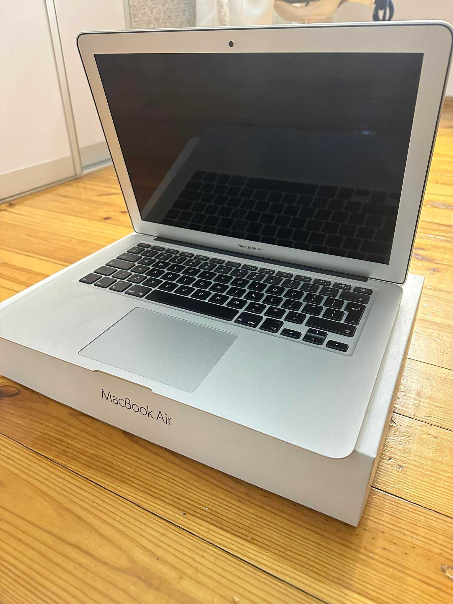 MacBook 13 -calowy Air Używany